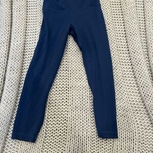 Lululemon Athletica Blue Form-Fitting Full-Length Bottoms